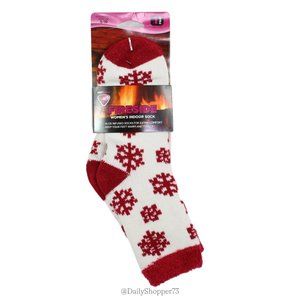 Sof Sole Women's Red & White Snowflake Aloe Infused Knit Fireside Indoor Socks